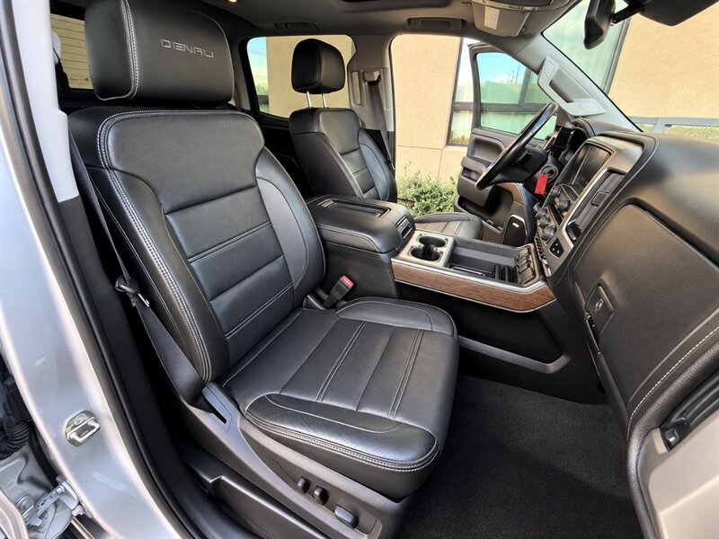2018 GMC Sierra 3500 Denali DUALLY DIESEL TRUCK 4WD GMC SIERRA 3500 4X4 - Photo 18 - Scottsdale, AZ 85257