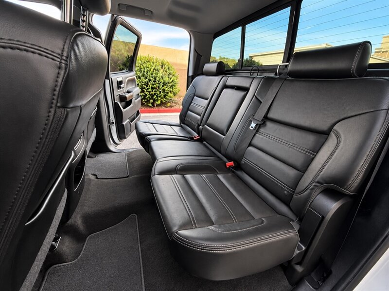 2018 GMC Sierra 3500 Denali DUALLY DIESEL TRUCK 4WD GMC SIERRA 3500 4X4 - Photo 22 - Scottsdale, AZ 85257