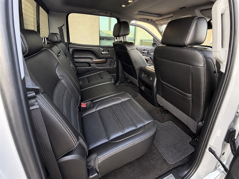 2018 GMC Sierra 3500 Denali DUALLY DIESEL TRUCK 4WD GMC SIERRA 3500 4X4 - Photo 21 - Scottsdale, AZ 85257