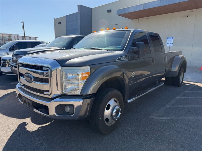 2015 Ford F-350 Lariat photo 2