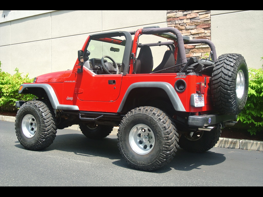 1997 Jeep Wrangler SE   - Photo 13 - Framingham, MA 01702