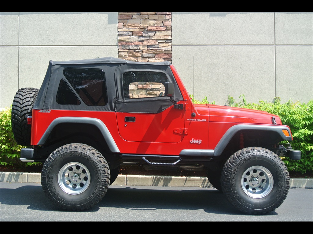 1997 Jeep Wrangler SE   - Photo 5 - Framingham, MA 01702