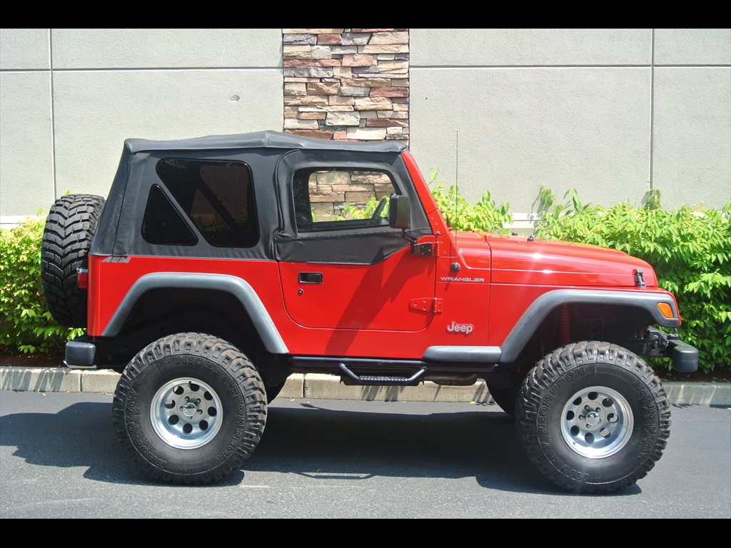 1997 Jeep Wrangler SE   - Photo 4 - Framingham, MA 01702