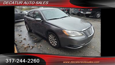 2013 Chrysler 200 Touring   - Photo 4 - Indianapolis, IN 46221