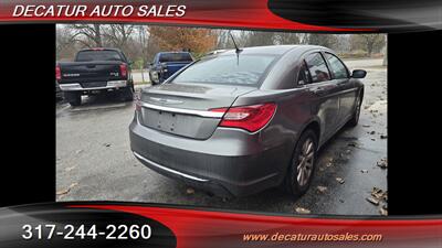 2013 Chrysler 200 Touring   - Photo 5 - Indianapolis, IN 46221