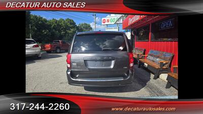 2015 Dodge Grand Caravan SXT Plus   - Photo 6 - Indianapolis, IN 46221