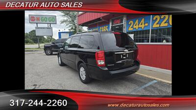 2012 Kia Sedona LX   - Photo 7 - Indianapolis, IN 46221