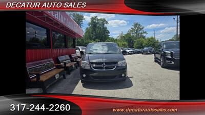 2019 Dodge Grand Caravan SXT   - Photo 3 - Indianapolis, IN 46221