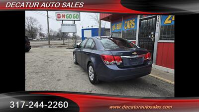 2014 Chevrolet Cruze LS Auto   - Photo 7 - Indianapolis, IN 46221