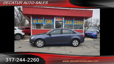 2014 Chevrolet Cruze LS Auto   - Photo 1 - Indianapolis, IN 46221