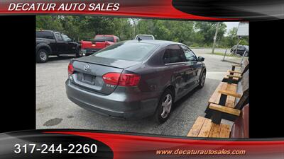 2013 Volkswagen Jetta SE   - Photo 5 - Indianapolis, IN 46221