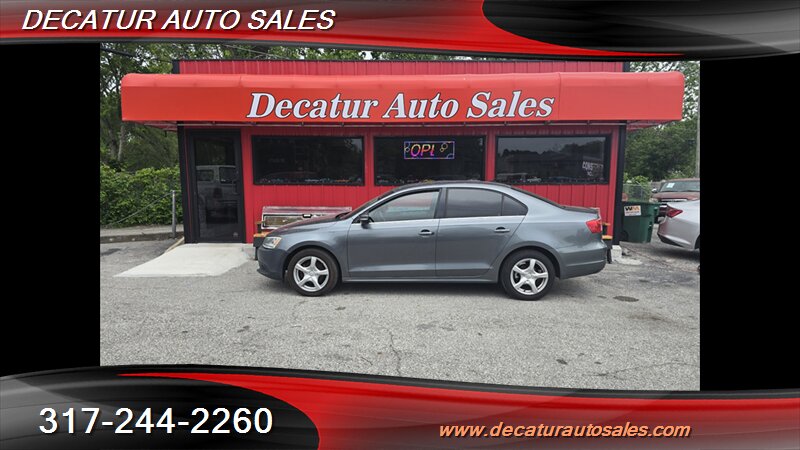 2013 Volkswagen Jetta SE   - Photo 1 - Indianapolis, IN 46221