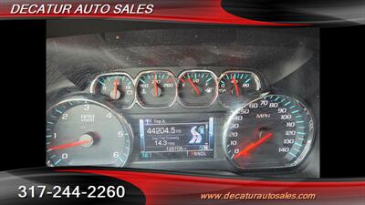 2017 Chevrolet Suburban Premier   - Photo 15 - Indianapolis, IN 46221