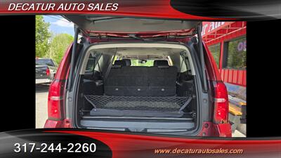 2017 Chevrolet Suburban Premier   - Photo 9 - Indianapolis, IN 46221