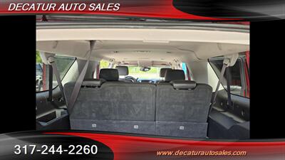 2017 Chevrolet Suburban Premier   - Photo 10 - Indianapolis, IN 46221