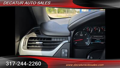 2017 Chevrolet Suburban Premier   - Photo 14 - Indianapolis, IN 46221
