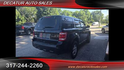 2011 Ford Escape XLS   - Photo 4 - Indianapolis, IN 46221