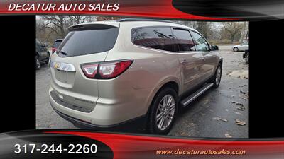 2015 Chevrolet Traverse LT   - Photo 5 - Indianapolis, IN 46221
