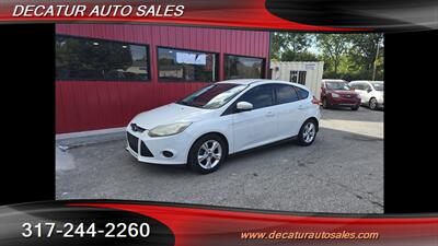 2013 Ford Focus SE   - Photo 2 - Indianapolis, IN 46221
