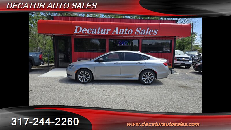 2015 Chrysler 200 S