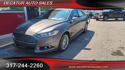 2014 Ford Fusion SE   - Photo 2 - Indianapolis, IN 46221