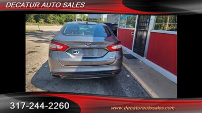 2014 Ford Fusion SE   - Photo 20 - Indianapolis, IN 46221