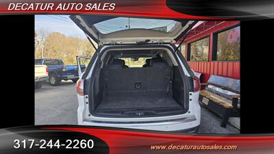 2017 GMC Acadia Limited   - Photo 12 - Indianapolis, IN 46221