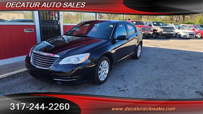 2011 Chrysler 200 Touring   - Photo 2 - Indianapolis, IN 46221