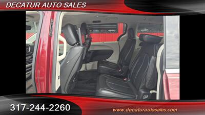 2017 Chrysler Pacifica Touring-L Plus   - Photo 9 - Indianapolis, IN 46221