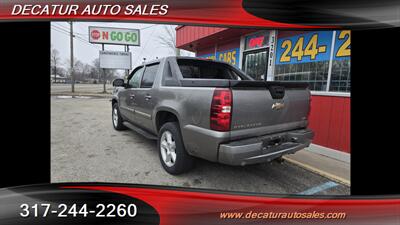 2008 Chevrolet Avalanche LT   - Photo 7 - Indianapolis, IN 46221