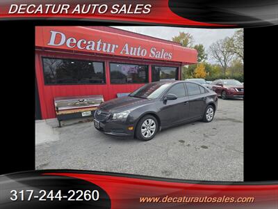 2014 Chevrolet Cruze LS Auto   - Photo 9 - Indianapolis, IN 46221