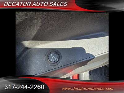 2019 Chevrolet Equinox LT   - Photo 25 - Indianapolis, IN 46221