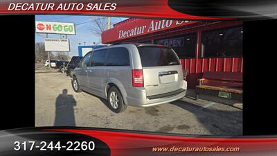 2008 Chrysler Town & Country Touring   - Photo 7 - Indianapolis, IN 46221
