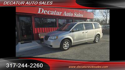 2008 Chrysler Town & Country Touring   - Photo 2 - Indianapolis, IN 46221