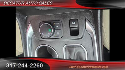 2022 Chevrolet Traverse LS   - Photo 15 - Indianapolis, IN 46221