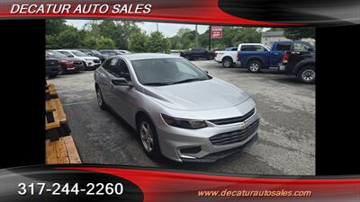 2017 Chevrolet Malibu LS   - Photo 4 - Indianapolis, IN 46221