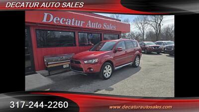 2010 Mitsubishi Outlander SE   - Photo 2 - Indianapolis, IN 46221
