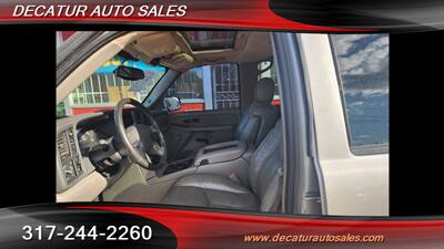 2004 Chevrolet Tahoe LT   - Photo 19 - Indianapolis, IN 46221