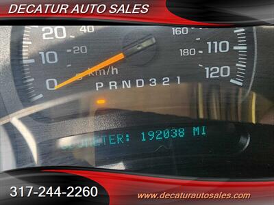 2004 Chevrolet Tahoe LT   - Photo 16 - Indianapolis, IN 46221