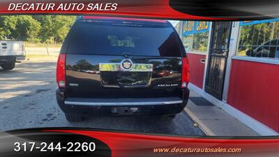 2011 Cadillac Escalade Luxury   - Photo 6 - Indianapolis, IN 46221