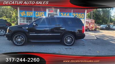 2011 Cadillac Escalade Luxury   - Photo 1 - Indianapolis, IN 46221