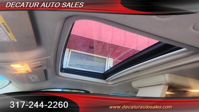 2011 Cadillac Escalade Luxury   - Photo 9 - Indianapolis, IN 46221