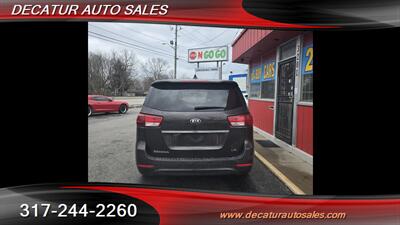 2017 Kia Sedona LX Plus   - Photo 6 - Indianapolis, IN 46221