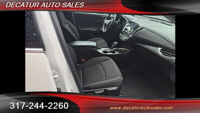 2021 Chevrolet Malibu LT   - Photo 11 - Indianapolis, IN 46221