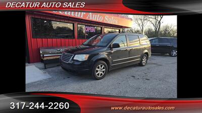 2010 Chrysler Town & Country Touring   - Photo 2 - Indianapolis, IN 46221