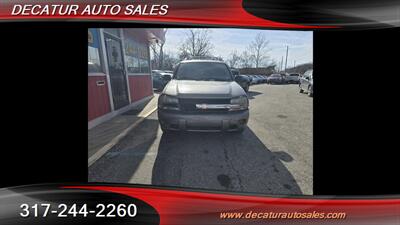 2004 Chevrolet TrailBlazer EXT LT   - Photo 13 - Indianapolis, IN 46221