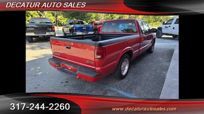 2001 GMC Sonoma SLS   - Photo 5 - Indianapolis, IN 46221