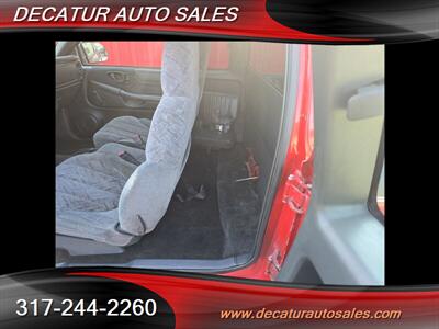 2001 GMC Sonoma SLS   - Photo 19 - Indianapolis, IN 46221