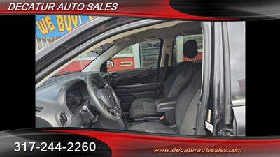 2011 Jeep Compass Sport   - Photo 7 - Indianapolis, IN 46221