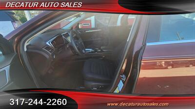 2016 Ford Fusion SE   - Photo 8 - Indianapolis, IN 46221